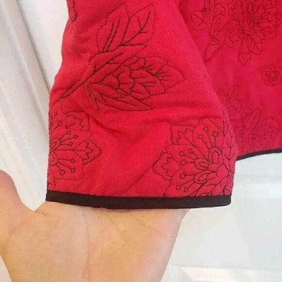 Analogy Women’s Red w/Black Embroidered Jacket - Picture 5 of 12